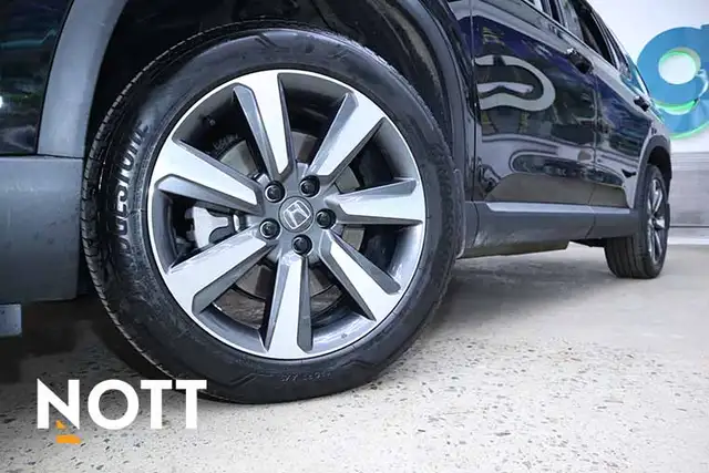 2023 HONDA PILOT TOURING - LOADED | NO ACCIDENTS - Photo 8