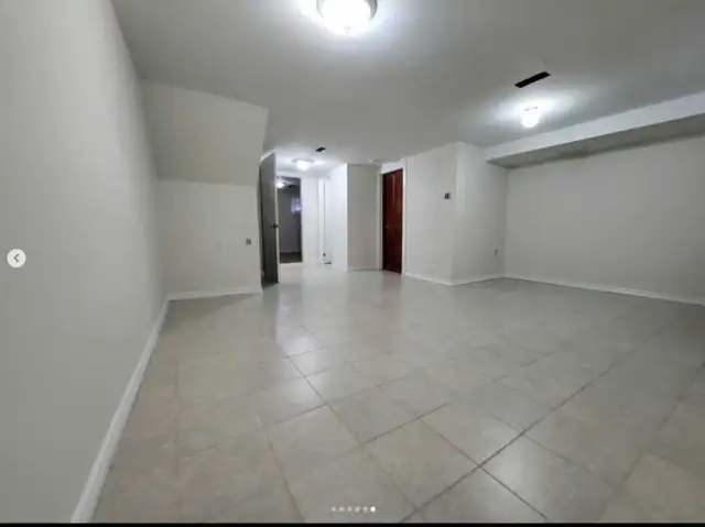 3 1 bedroom 3 washroom full townhouse Brampton for rent - Photo 7