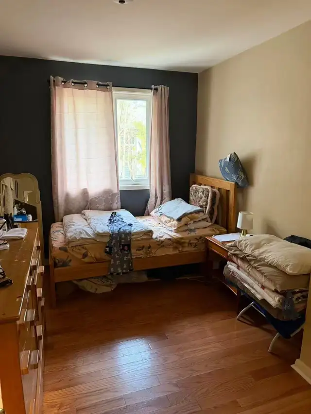 Spacious 3 Bedroom house furnished in North York - Photo 10