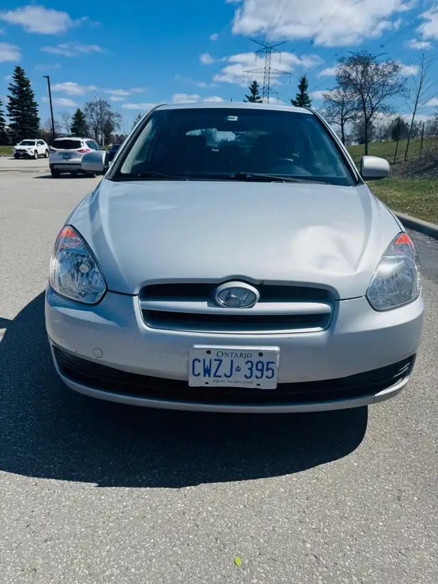 2011 Hyundai Accent Sport Manual ( LOW KM )