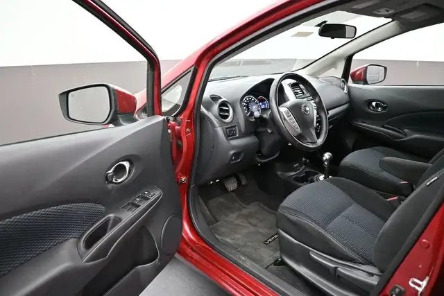 2017 Nissan Versa Note SV Just Arrived, Low KMS!! Fully Greenli - Photo 12