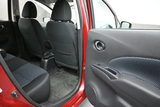 2017 Nissan Versa Note SV Just Arrived, Low KMS!! Fully Greenli - Photo 21