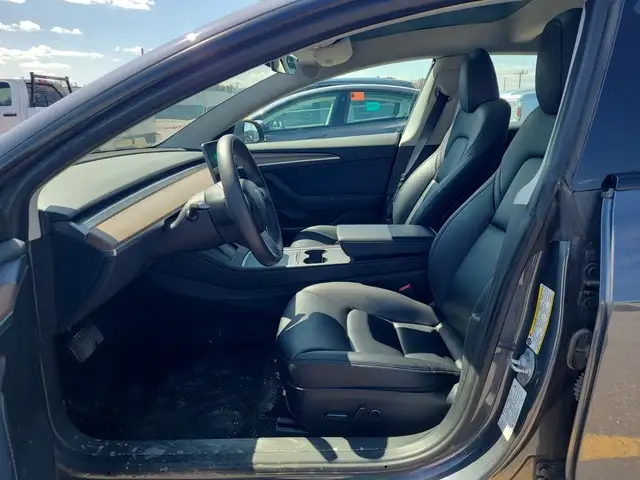 2023 Tesla Model 3 No Accidents l Standard Range l RWD l LFP - Photo 5