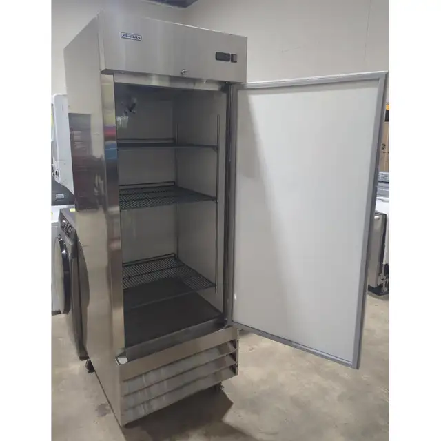 Aurora 29' Single Door Refrigerator Commercial Restaurant 20.6 C - Photo 2