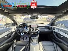 2022 Mercedes-Benz GLC-Class //AMG PKG | PREMIUM |ONE OWNER | LO - Photo 2