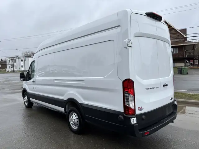 2024 Ford Transit 250 , AWD , Allongé , Toit Haut - Photo 4