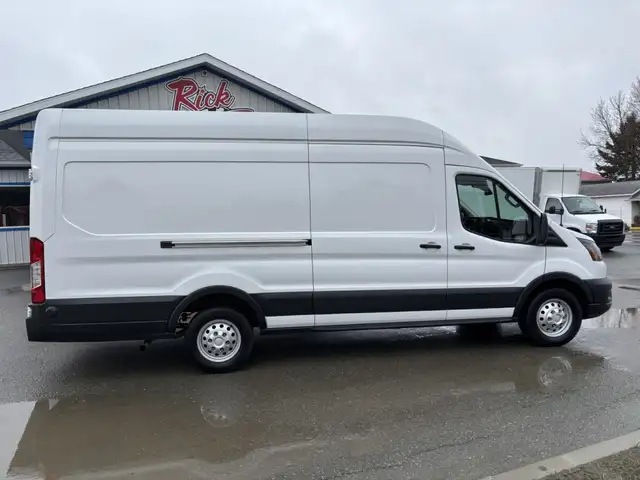 2024 Ford Transit 250 , AWD , Allongé , Toit Haut - Photo 7