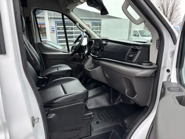 2024 Ford Transit 250 , AWD , Allongé , Toit Haut - Photo 14