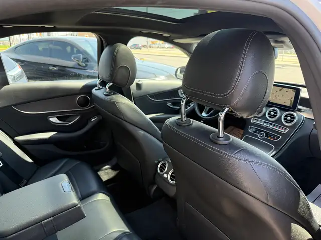 2016 Mercedes-Benz C-Class //AMG PKG | PANO | NAVI | LOADED - Photo 36