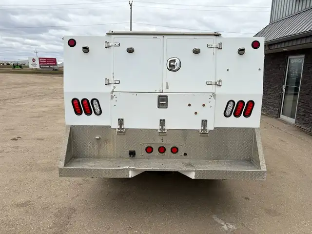 2021 Ford F-350 Crew Cab Service Body 4x4 XL 6.2L - Rebuilt Titl - Photo 6