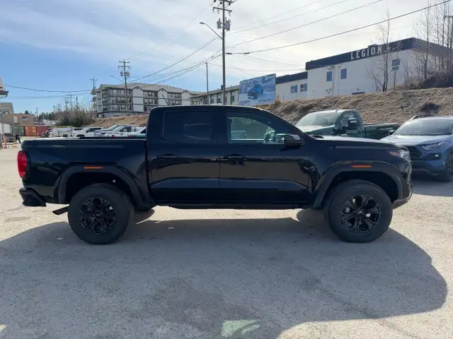 2024 GMC Canyon - Photo 4