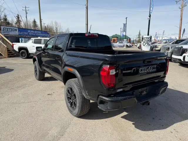 2024 GMC Canyon - Photo 8