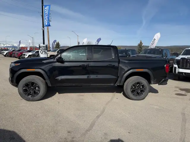 2024 GMC Canyon - Photo 9