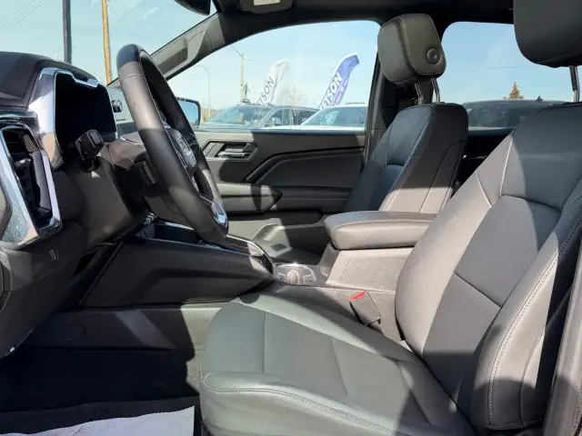 2024 GMC Canyon - Photo 12