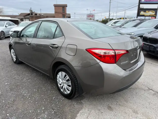 2017 TOYOTA COROLLA LE - Photo 4
