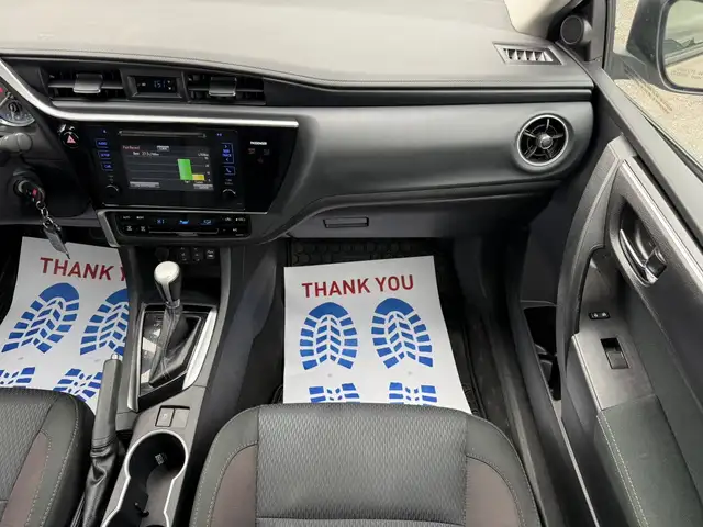 2017 TOYOTA COROLLA LE - Photo 11