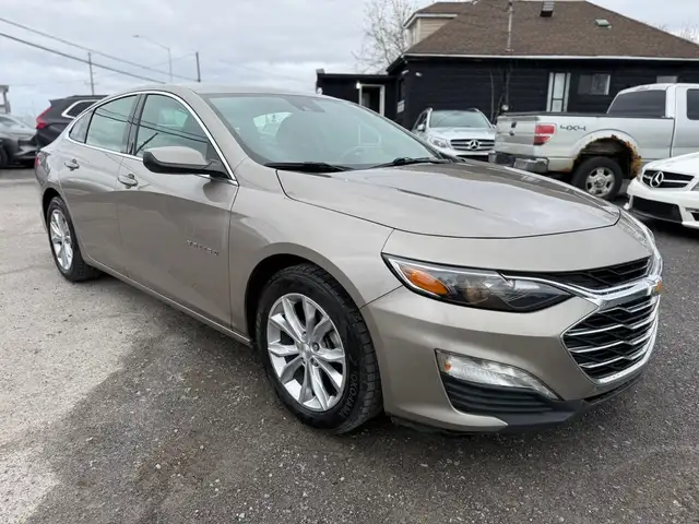 2023 Chevrolet Malibu LT - Photo 3