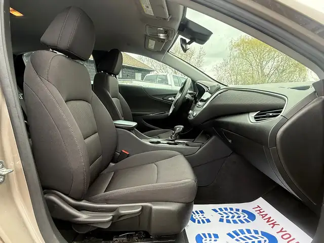 2023 Chevrolet Malibu LT - Photo 21