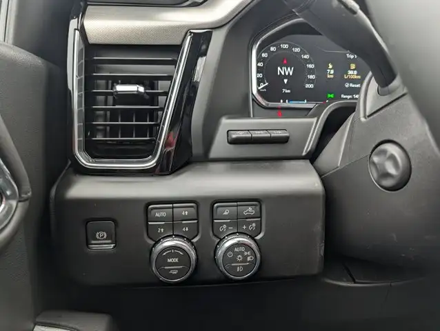 2026 GMC Sierra 1500 Denali- Technology Pkg - Power Sunroof - Photo 23