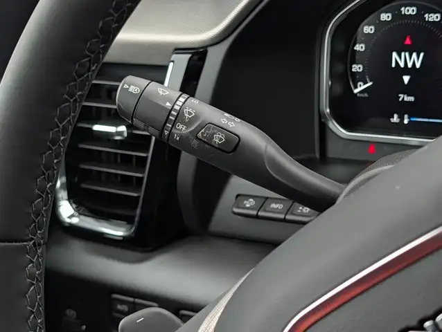 2026 GMC Sierra 1500 Denali- Technology Pkg - Power Sunroof - Photo 24