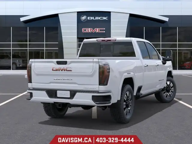 2026 GMC Sierra 3500HD - Photo 4