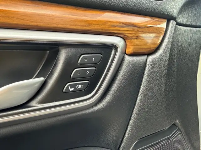 2019 Honda CR-V EX-L Leather, Sunroof, AWD - Photo 12