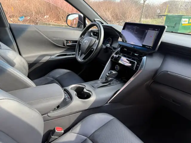 2021 Toyota Venza XLE AWD, ONE OWNER, SUNROOF, NAV, JBL SOUND - Photo 9