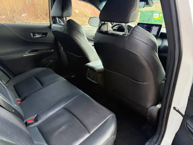 2021 Toyota Venza XLE AWD, ONE OWNER, SUNROOF, NAV, JBL SOUND - Photo 14