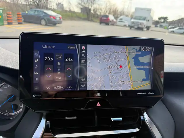 2021 Toyota Venza XLE AWD, ONE OWNER, SUNROOF, NAV, JBL SOUND - Photo 18