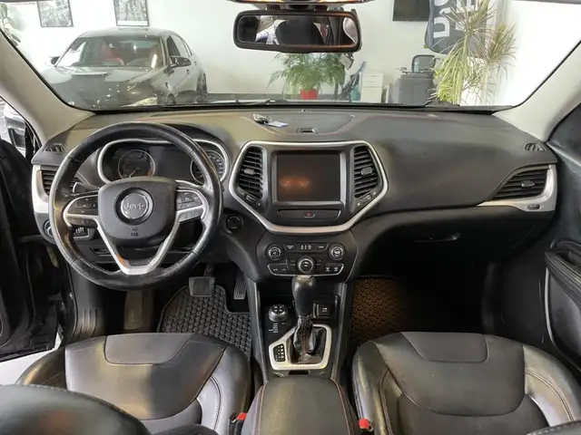 2015 Jeep Cherokee Trailhawk - Photo 12