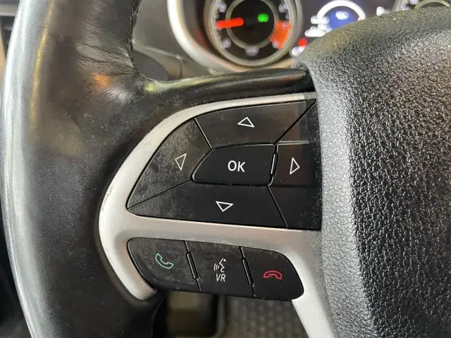 2015 Jeep Cherokee Trailhawk - Photo 18