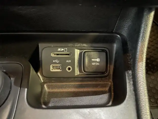2015 Jeep Cherokee Trailhawk - Photo 23
