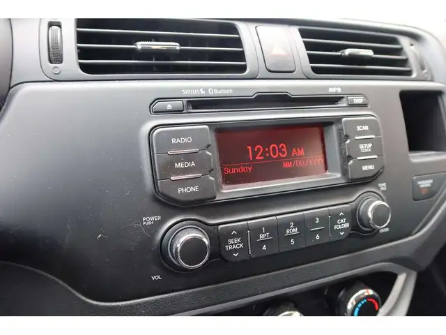 2014 Kia Rio LX ECO - Photo 12