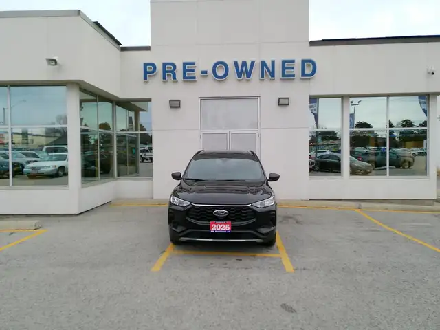 2025 Ford Escape ST-Line FWD for sale - Photo 3