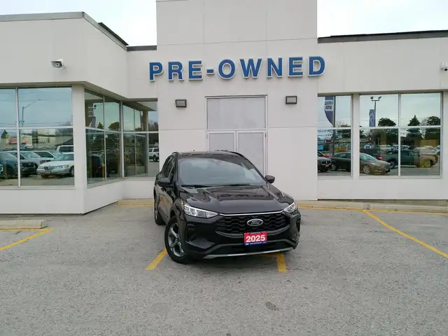 2025 Ford Escape ST-Line FWD for sale - Photo 9