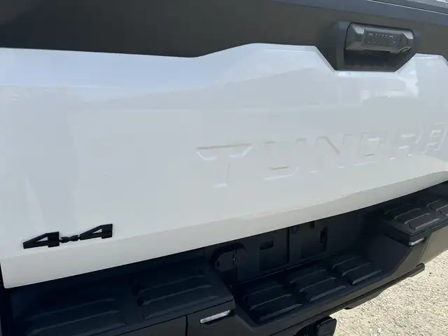 2024 Toyota Tundra - Photo 9