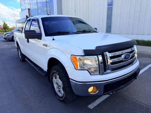 2012 Ford F-150 XLT 4x2 Super Cab Styleside 8 ft. box 163 in. WB - Photo 3