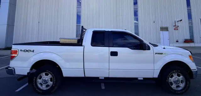 2012 Ford F-150 XLT 4x2 Super Cab Styleside 8 ft. box 163 in. WB - Photo 7