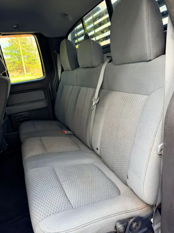 2012 Ford F-150 XLT 4x2 Super Cab Styleside 8 ft. box 163 in. WB - Photo 9