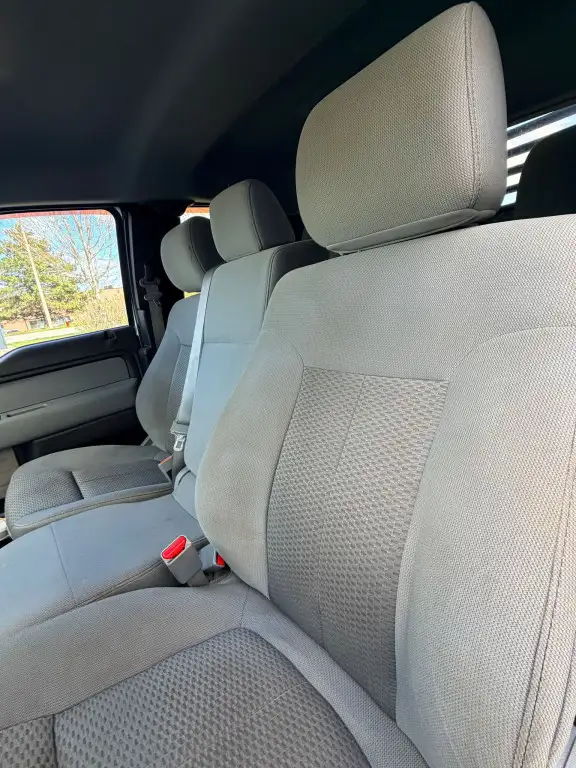 2012 Ford F-150 XLT 4x2 Super Cab Styleside 8 ft. box 163 in. WB - Photo 11