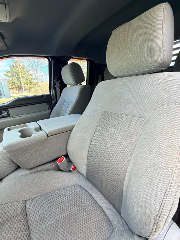 2012 Ford F-150 XLT 4x2 Super Cab Styleside 8 ft. box 163 in. WB - Photo 12