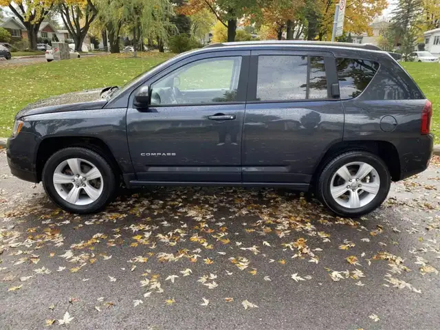 2014 JEEP Compass Sport - Photo 3