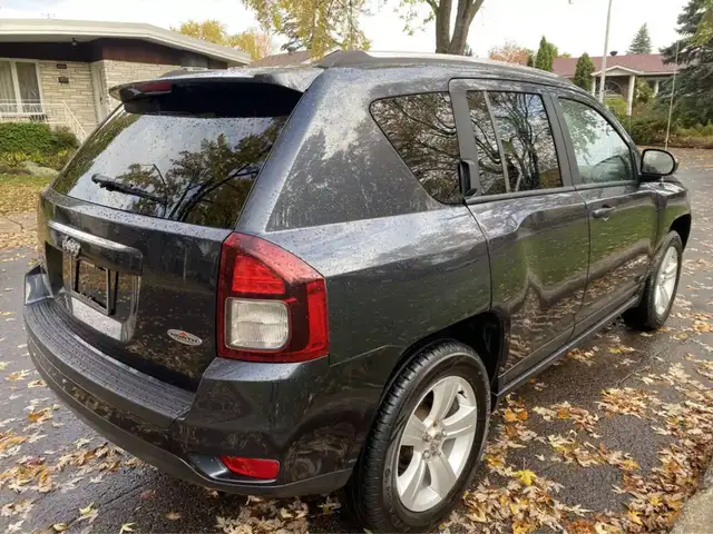2014 JEEP Compass Sport - Photo 4