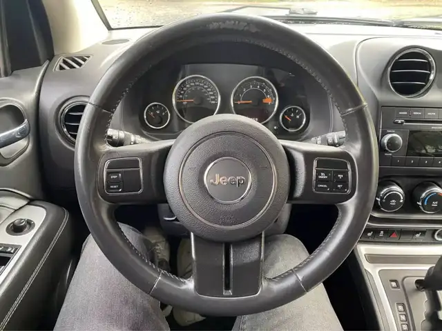 2014 JEEP Compass Sport - Photo 6