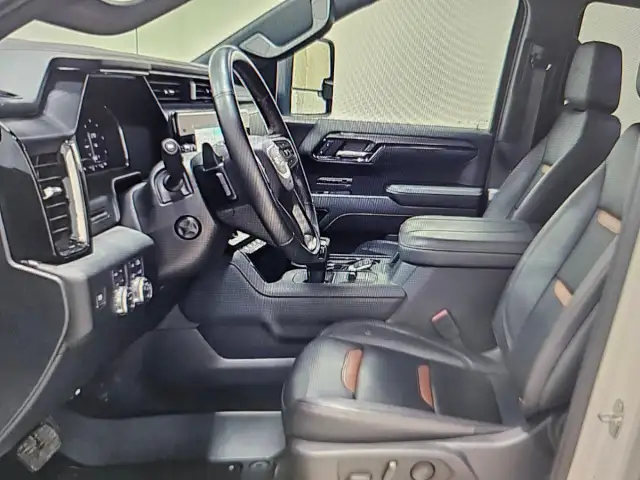 2024 GMC Sierra 1500 - Photo 3