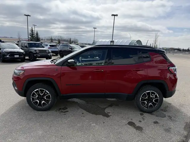 2024 Jeep Compass Trailhawk - Photo 6