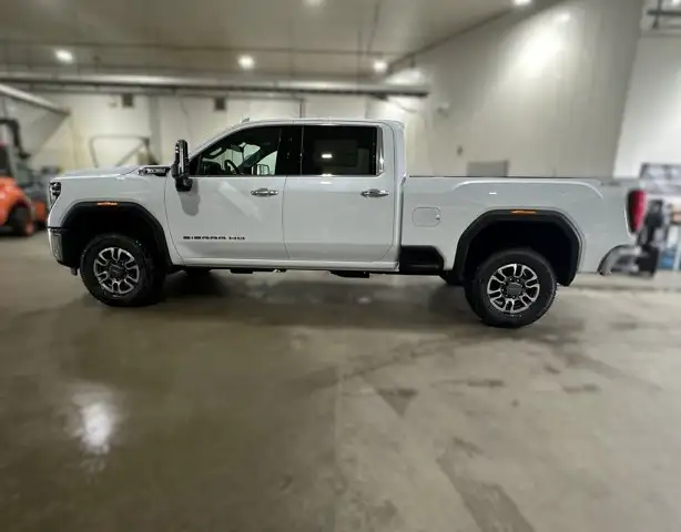 2026 GMC Sierra 3500HD SLT - Photo 2