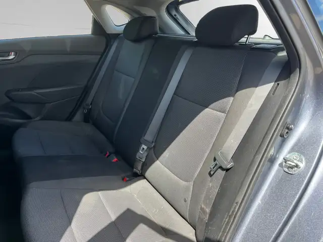 2020 Hyundai Accent PREFERRED | CLEAN CARFAX | APPLE/ANDROID CAR - Photo 9