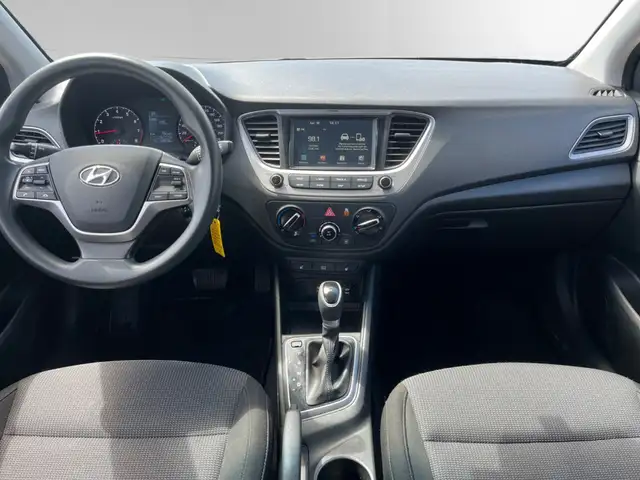 2020 Hyundai Accent PREFERRED | CLEAN CARFAX | APPLE/ANDROID CAR - Photo 13