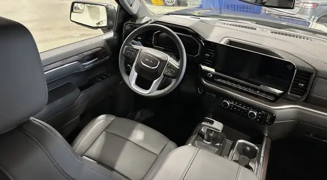 2026 GMC Sierra 1500 SLT - Photo 12